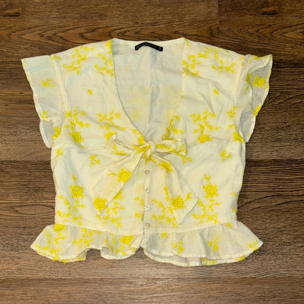 Abercrombie & Fitch XS top